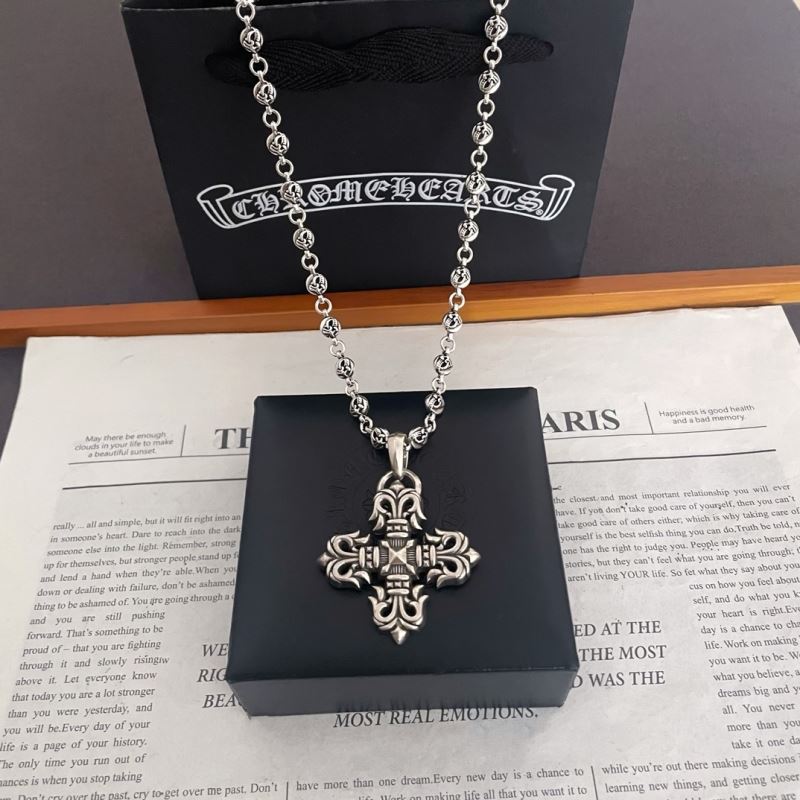 Ch**me He**ts necklaces